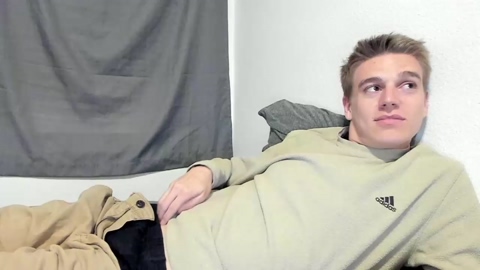collegeboiaz  28-04-2023